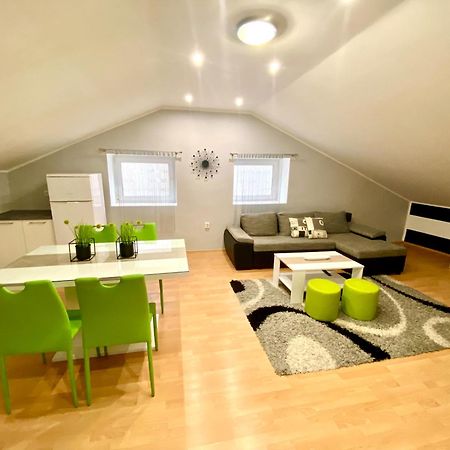 Apartments Suzi Crikvenica Luaran gambar