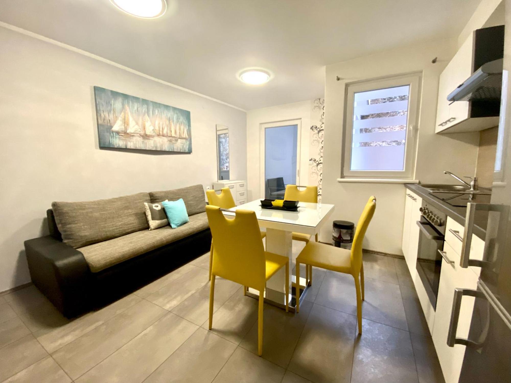 Apartments Suzi Crikvenica Luaran gambar