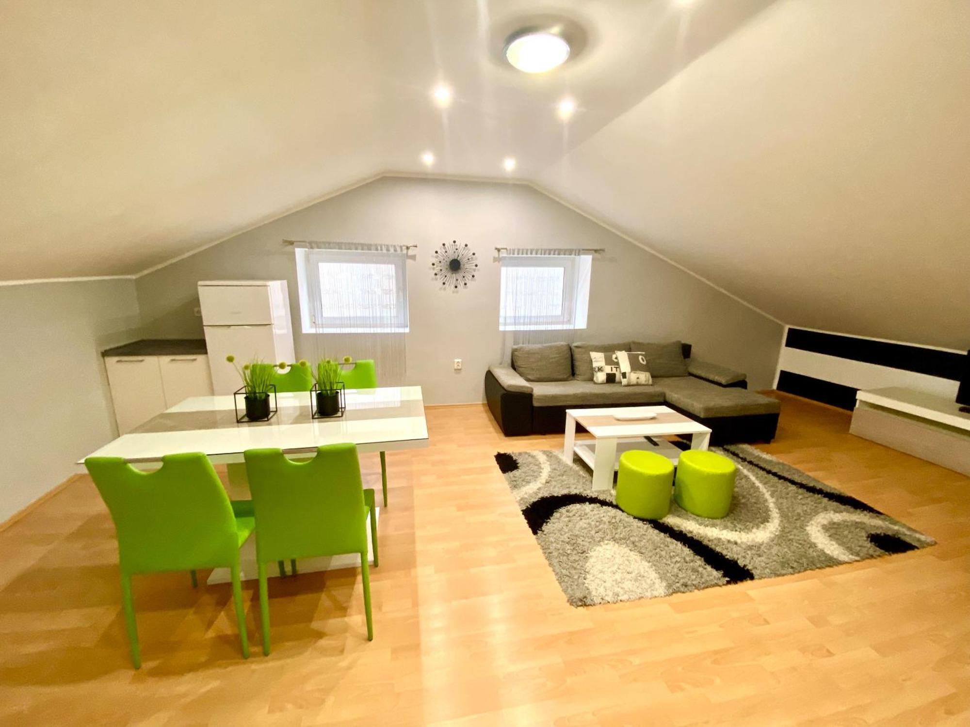Apartments Suzi Crikvenica Luaran gambar